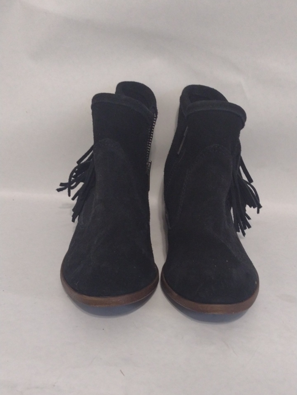 Minnetonka Women's Black Suede Fringe Booties (J805)